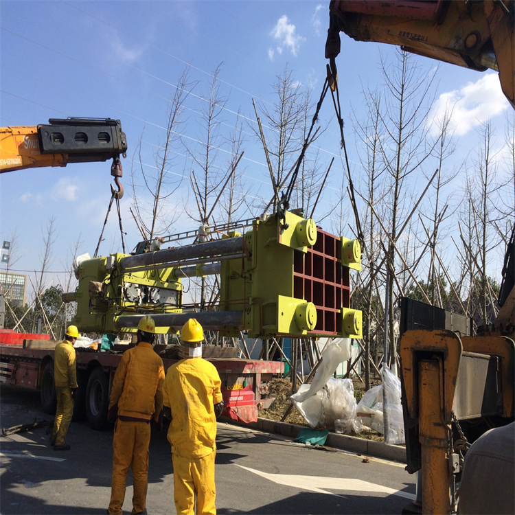 吉首本地吊车租赁公司